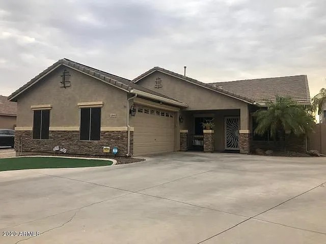 Alliance Valley home exterior
